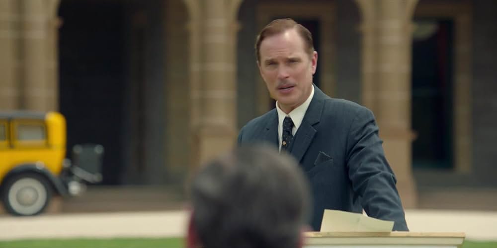 Miss Fisher and the Crypt of Tears（原題）の画像