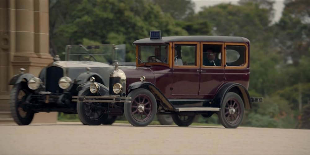 Miss Fisher and the Crypt of Tears（原題）の画像