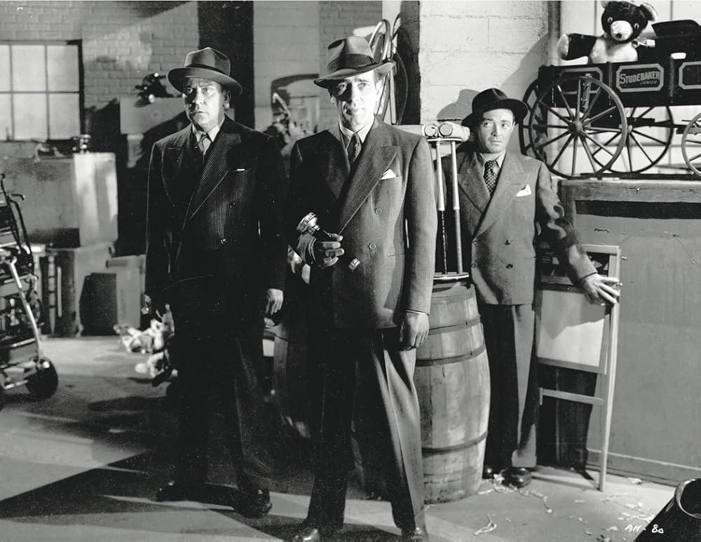 真夜中のスパイの画像