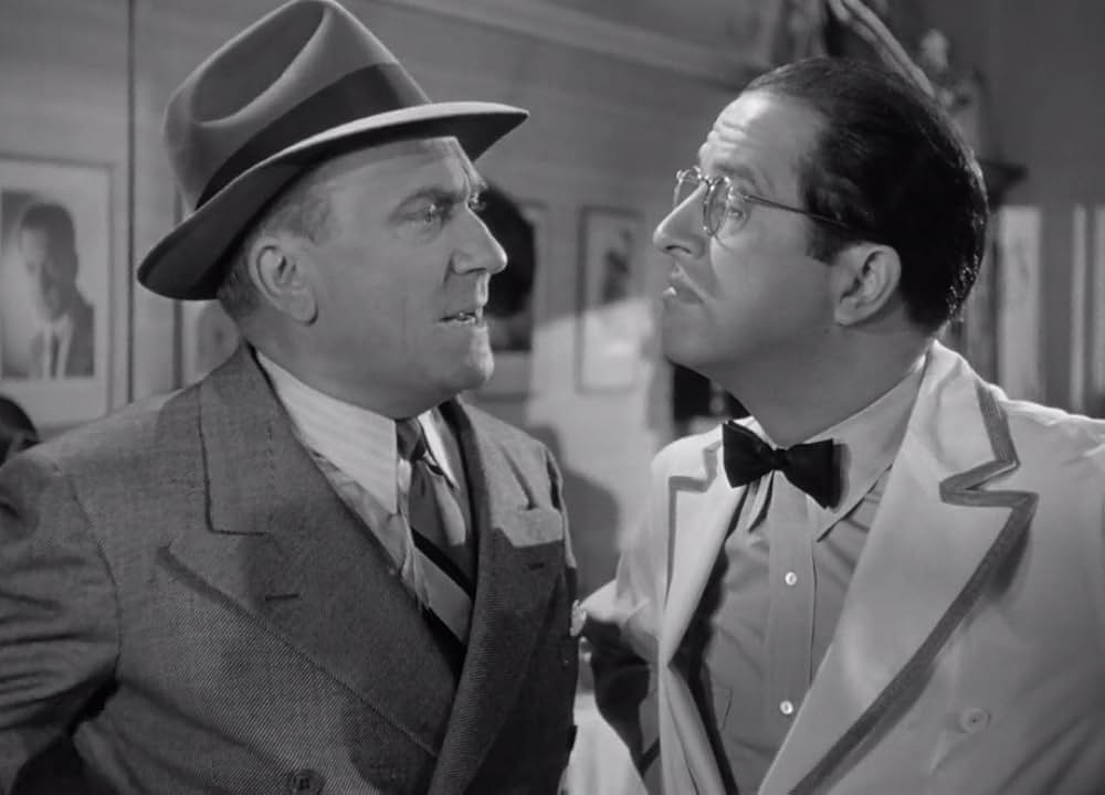 真夜中のスパイの画像