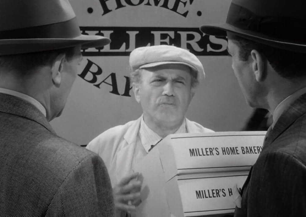 真夜中のスパイの画像