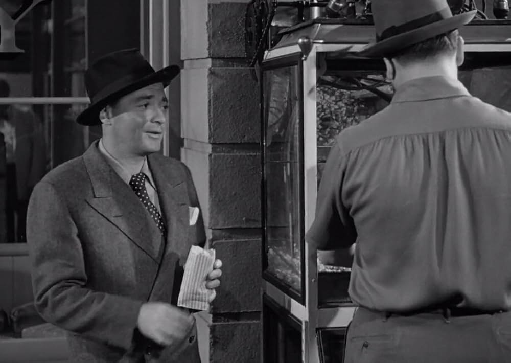 真夜中のスパイの画像