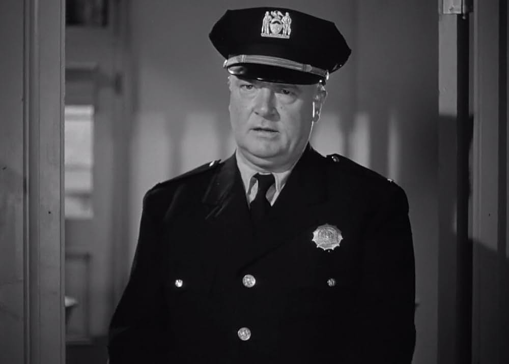 真夜中のスパイの画像