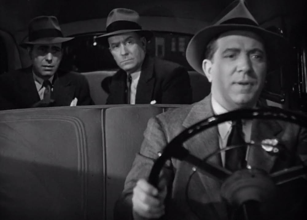 真夜中のスパイの画像