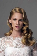 Farah Zeynep Abdullahの画像