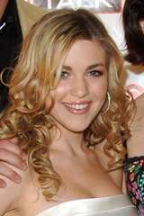Carly McKillipの画像
