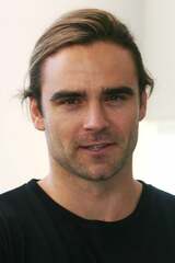 Dustin Clareの画像