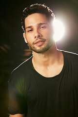 シッダーント・チャトゥルベーディー / Siddhant Chaturvediの画像