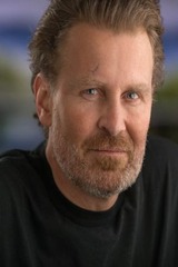 Todd A. Robinsonの画像