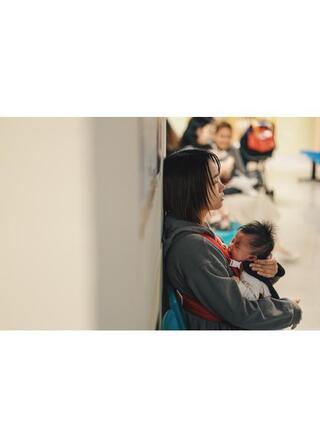 母性のモンタージュのポスター