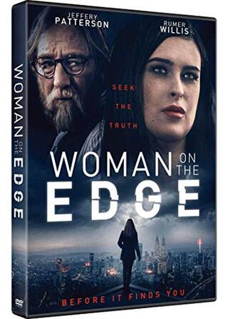 オン・ザ・エッジ 女性記者スーザンのポスター