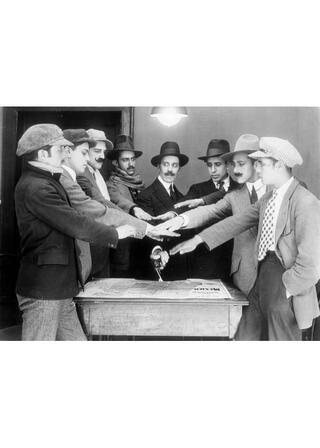 灰色の自動車のポスター