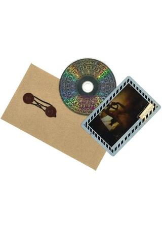 アリスが落ちた穴の中のポスター