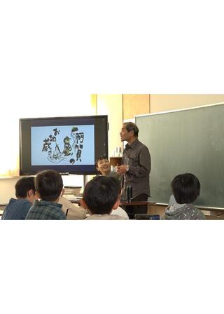 春、阿賀の岸辺にてのポスター