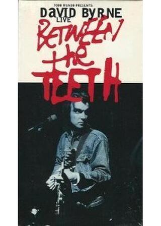 ビトウィーン・ザ・ティースのポスター