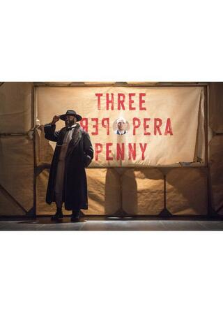 ナショナル・シアター・ライヴ 2017 「三文オペラ」のポスター