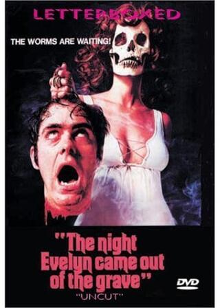 The Night Evelyn Came Out Of The Grave（英題）のポスター