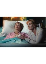 グッバイ、ジューン: 幸せな人生の終い方のポスター