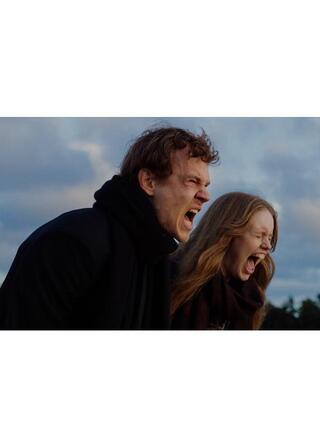 消えない光のポスター