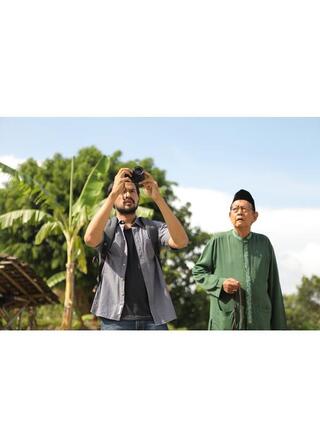 三日月のポスター