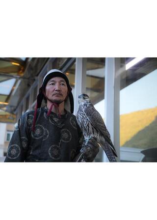 SHUVUULAKHUI 〜ハヤブサと男のポスター