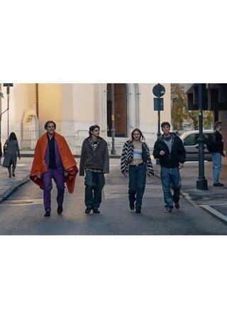 学校の1年間のポスター