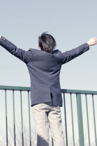 明日の空は何色ですかのポスター