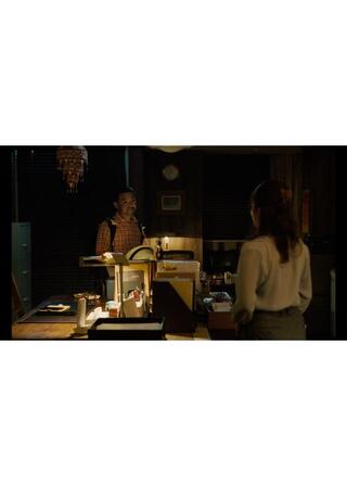 夕べの訪問客のポスター