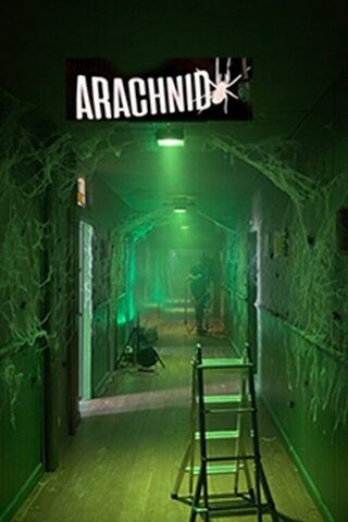 Crawlers（原題）のポスター