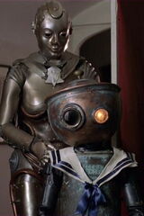 The Girl with the Mechanical Maiden（原題）のポスター