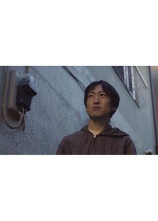隣にのポスター