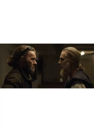 ザ・ストレンジャー：見知らぬ男のポスター