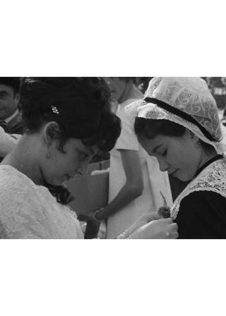 ペサックの薔薇の乙女のポスター