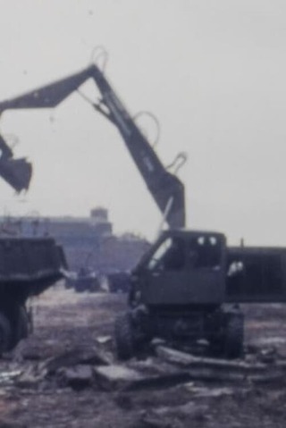 周縁でのポスター