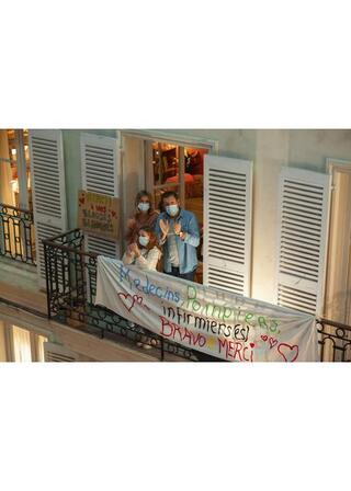 ヒューマニティ通り8番地のポスター