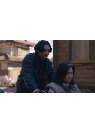 母と牛とのポスター