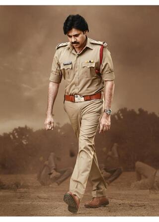 ビームラー・ナーヤク警部補のポスター