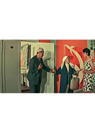 テュベテイカをかぶった天使のポスター